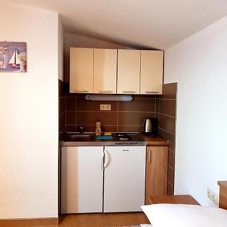 "Laurier" Rooms & Apartments Čelina Kültér fotó