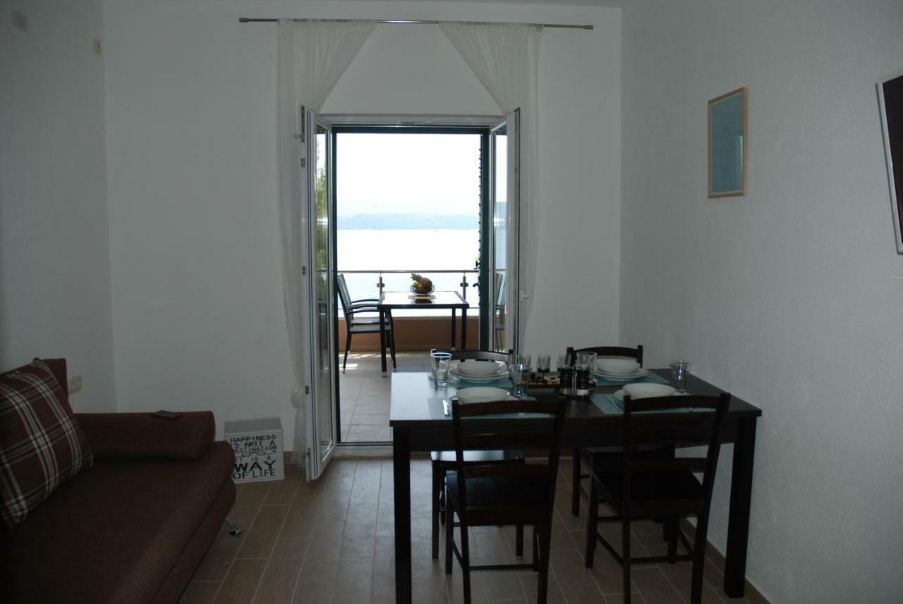 "Laurier" Rooms & Apartments Čelina Kültér fotó