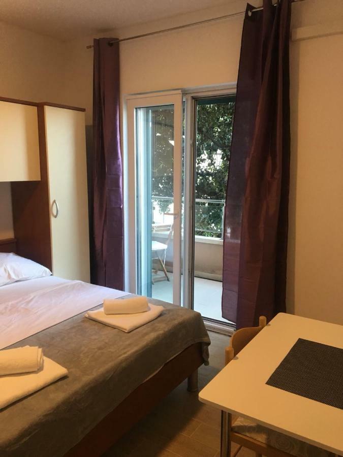 "Laurier" Rooms & Apartments Čelina Kültér fotó